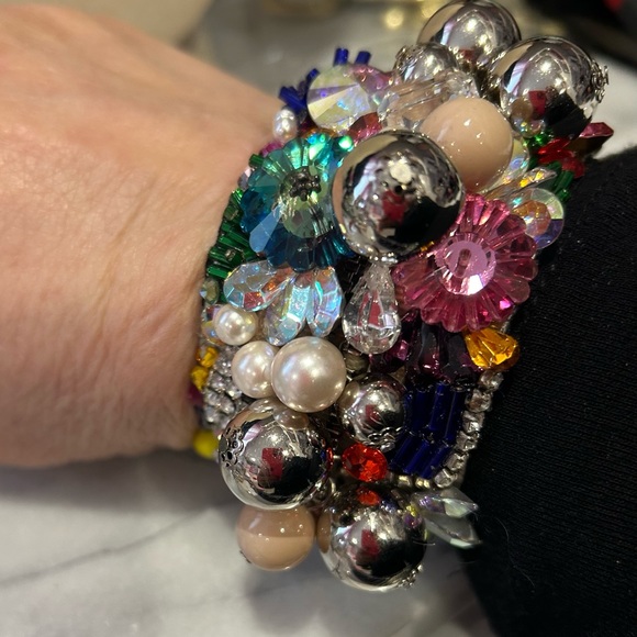 Vintage ‘80s Designer Crystal and Beadwork “Everything” Cuff Bracelet-Boutique - Picture 12 of 15